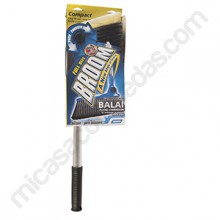 Escoba plegable con recogedor