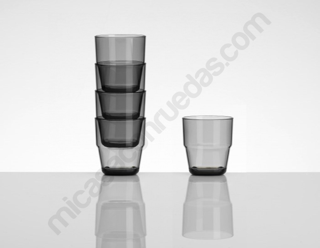 Vasos apilables ahumados