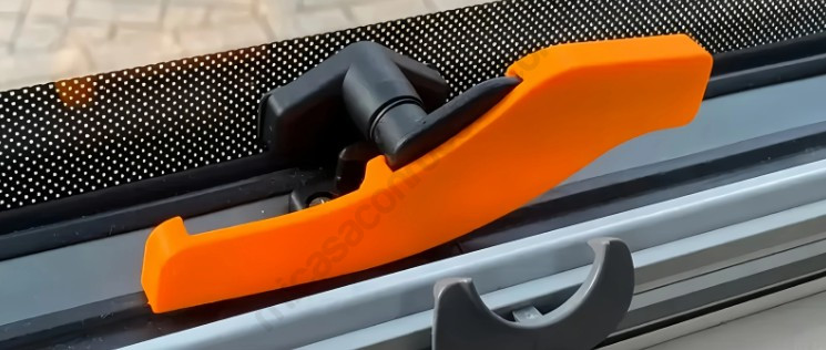 Tancament de seguretat per a finestres RV (2 ud.) - NEGRE o TARONJA