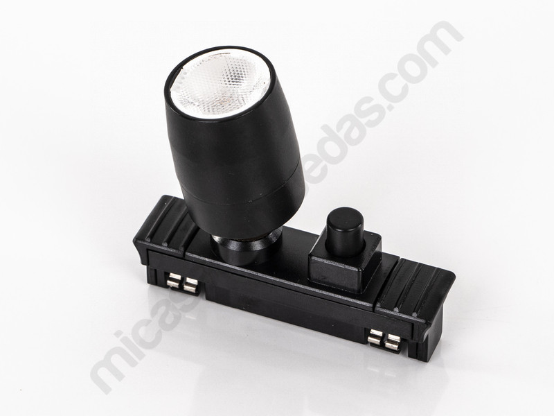 Focus LED amb interruptor negre UFO