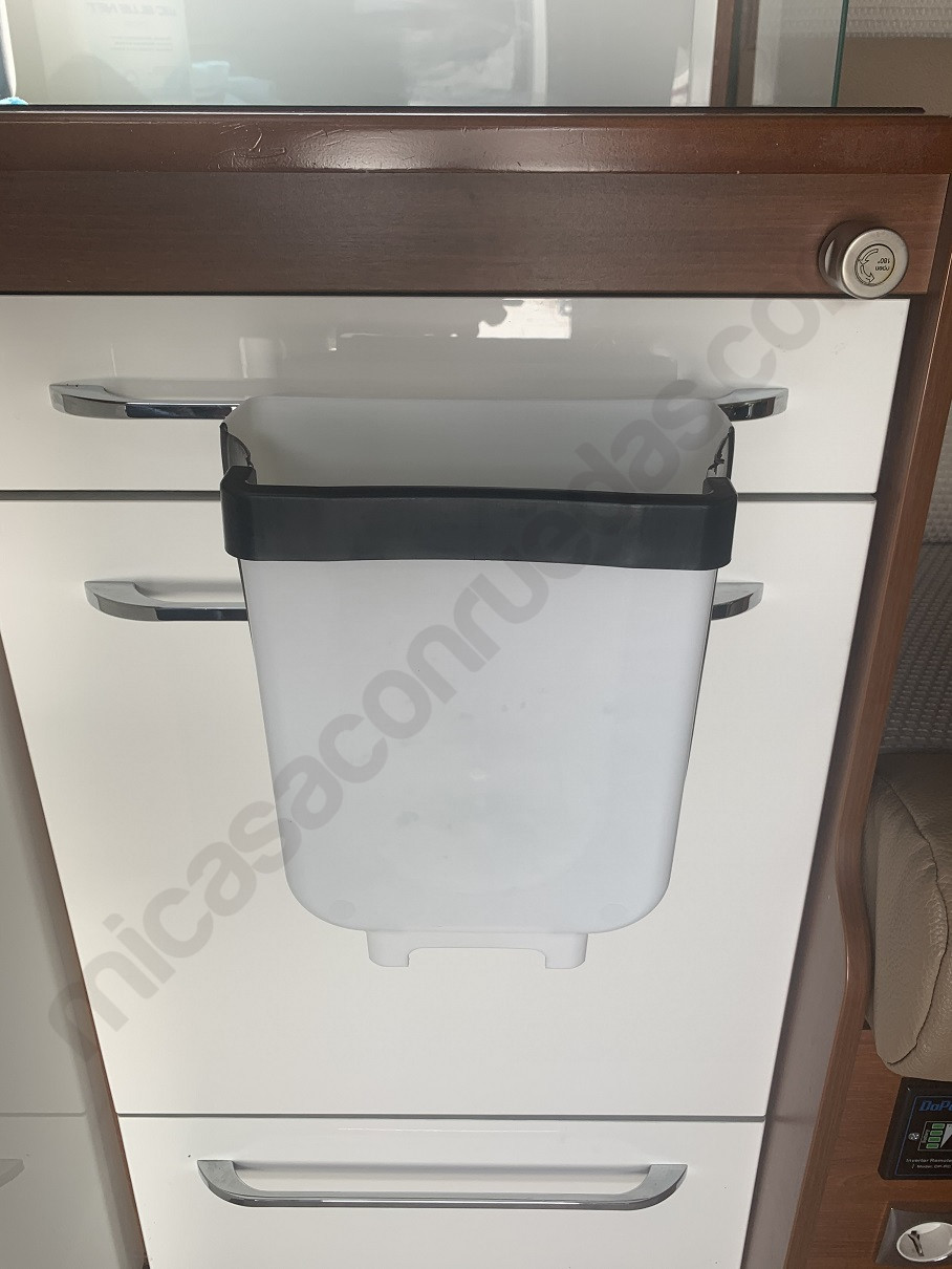 Cubo basura plegable autocaravana